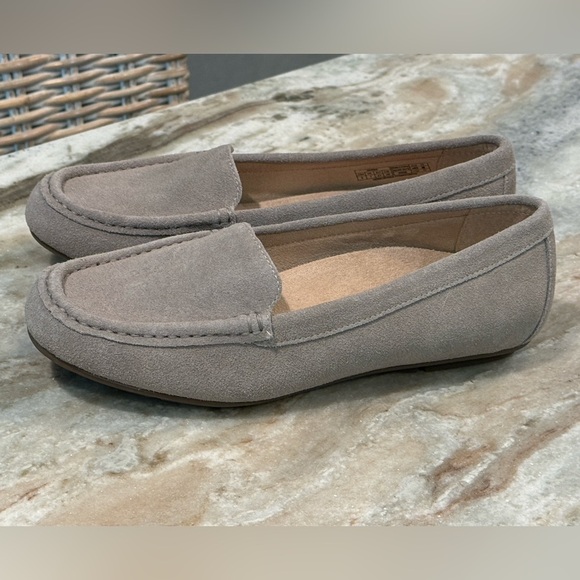 Women’s VIONIC Debbie grey suede leather slip on loafers- Size 9 - Picture 8 of 12